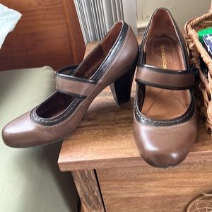 Naturalizer. Like new! Vintage Style Pumps